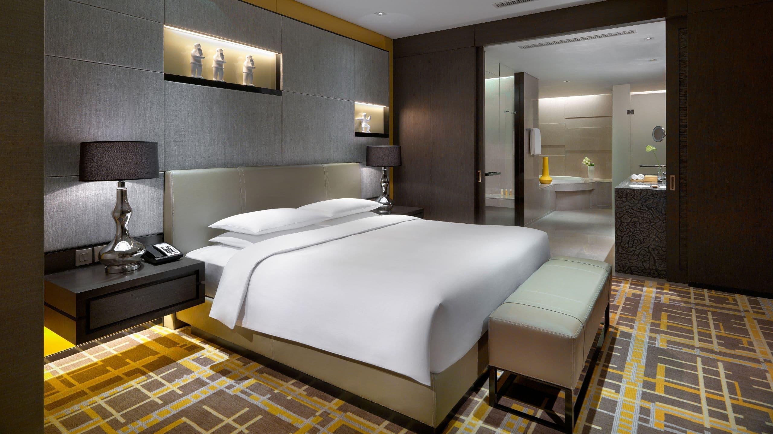 Отель Hyatt Regency Tianjin East Экстерьер фото