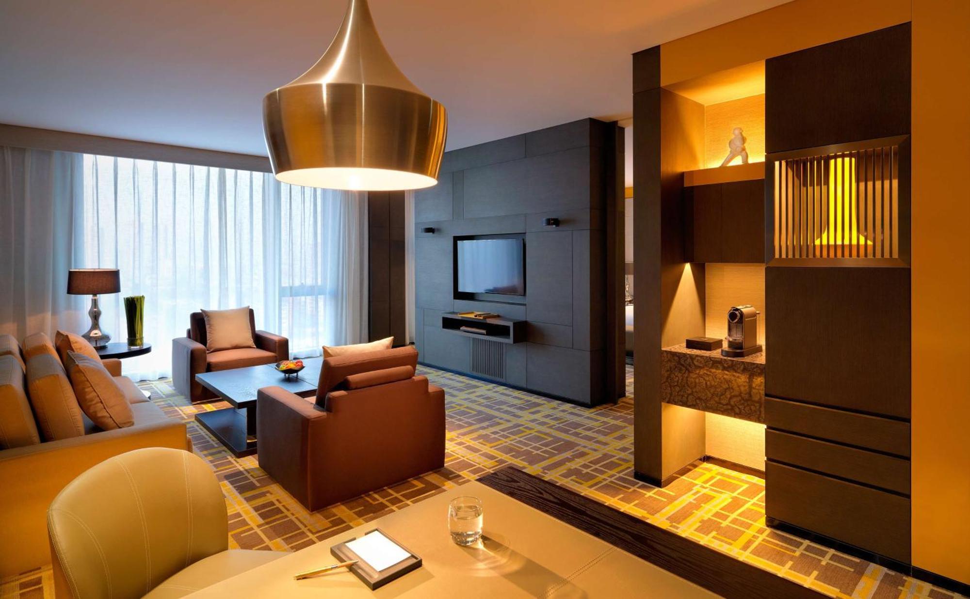 Отель Hyatt Regency Tianjin East Экстерьер фото